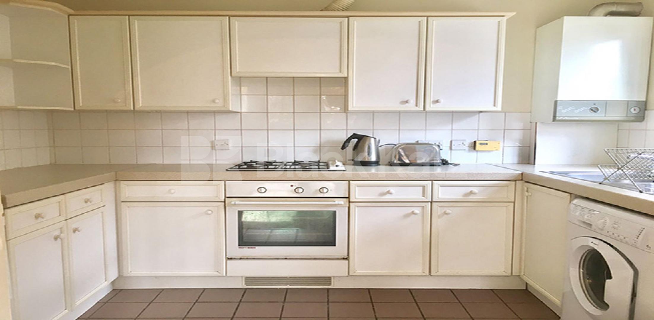 			NEW INSTRUCTION , 1 Bedroom, 1 bath, 1 reception Apartment			 Leroy Street , SE1